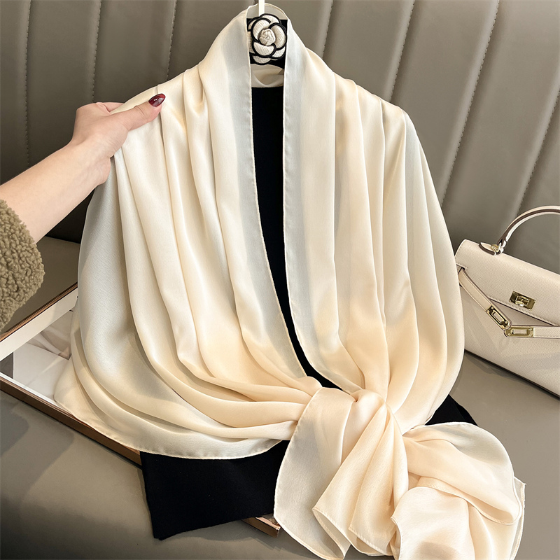 2024 luxus Marke Frühling Groß – Scarf Silk Square Bewertung und Preis