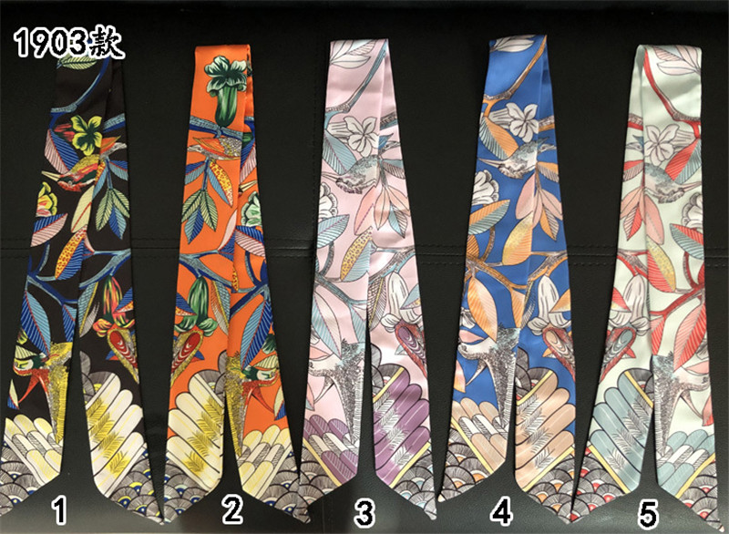 Luxus Marke Hummingbird Print  – Ascot Neck Scarf Bewertung und Preis