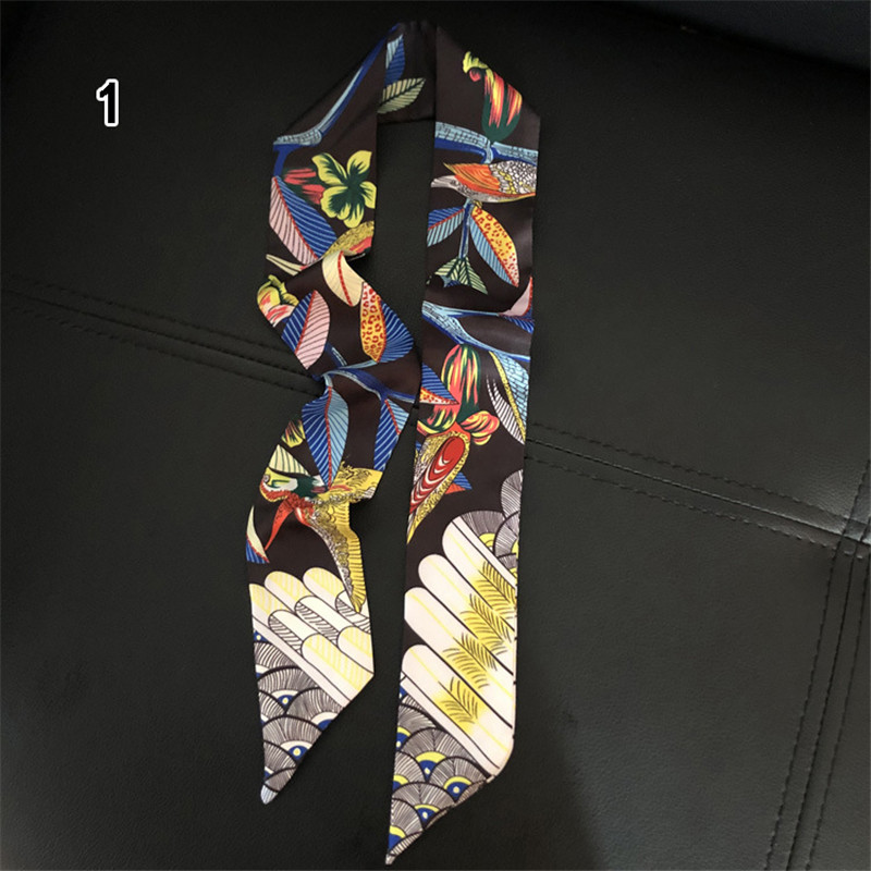 Luxus Marke Hummingbird Print  – Ascot Neck Scarf Bewertung und Preis